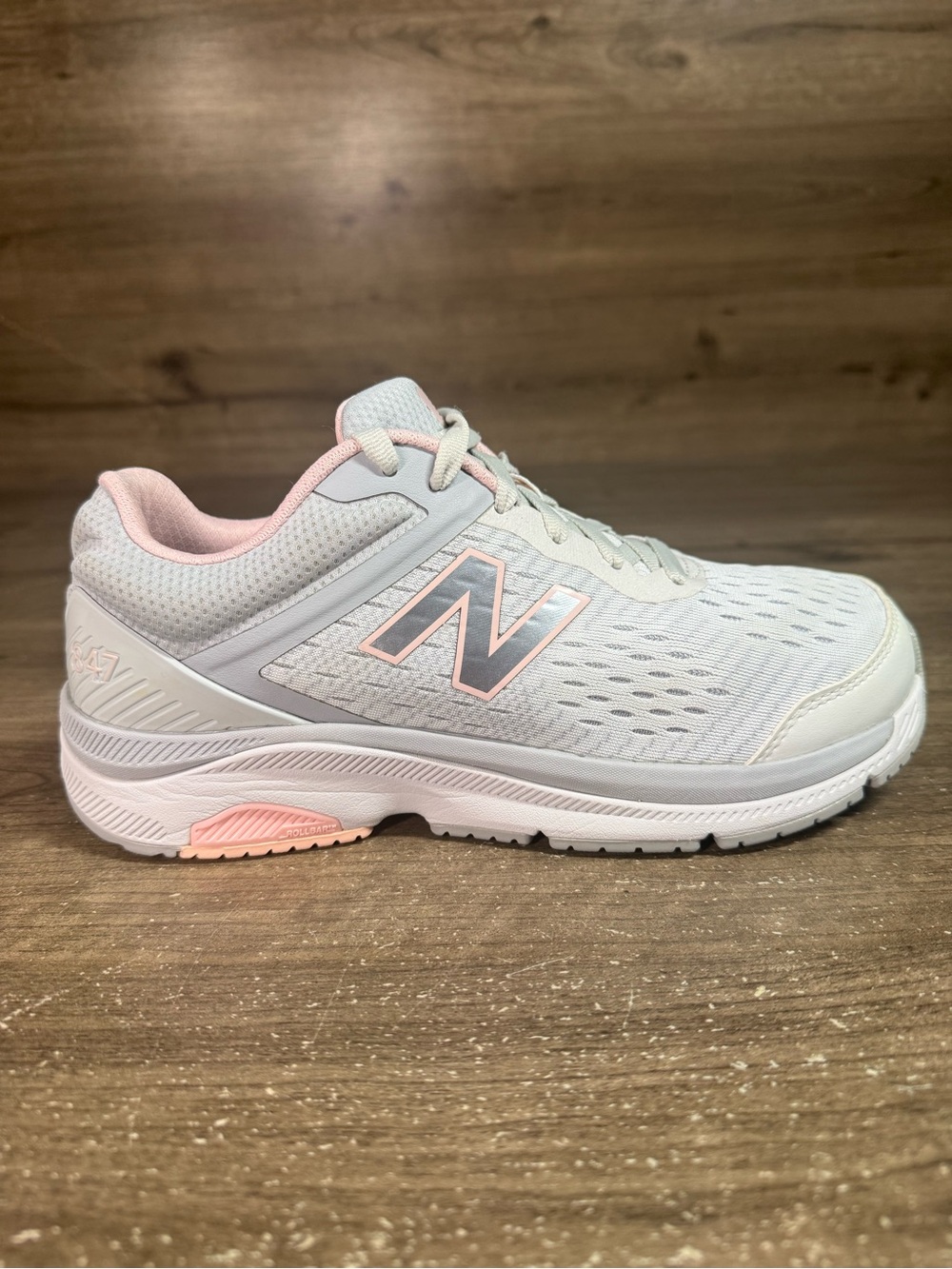 New Balance 847v 4 Women's Running Athletic Shoes Sneakers Grey Pink 10